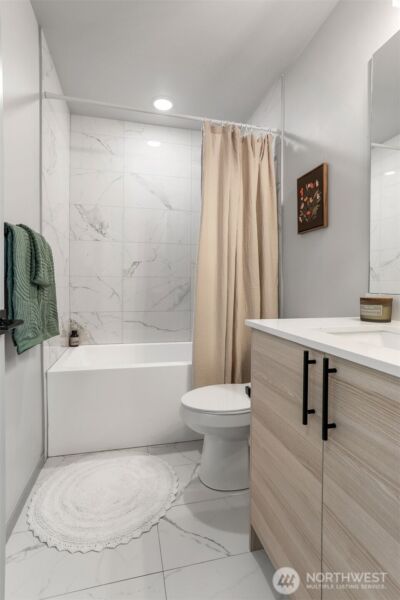 7753 26th Avenue NW #B, Seattle, WA 98117 - Photo 19