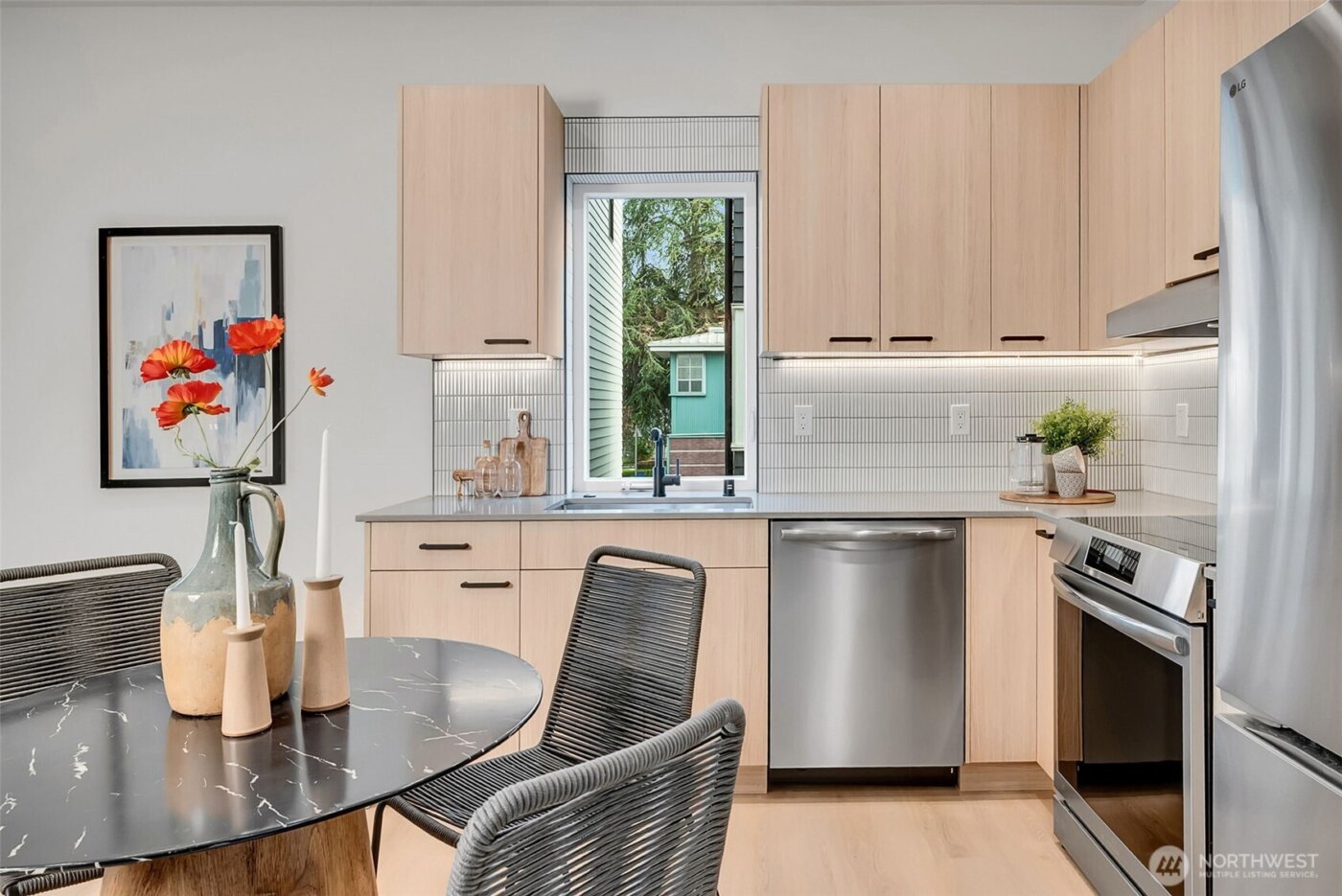 4405 B S Holly Street , Seattle, WA 98118