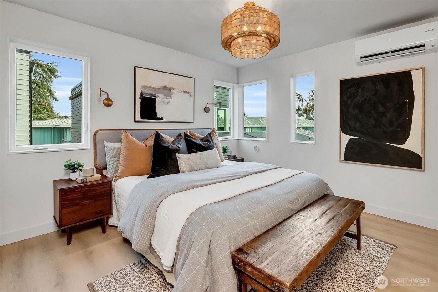 4405 B S Holly Street , Seattle, WA 98118