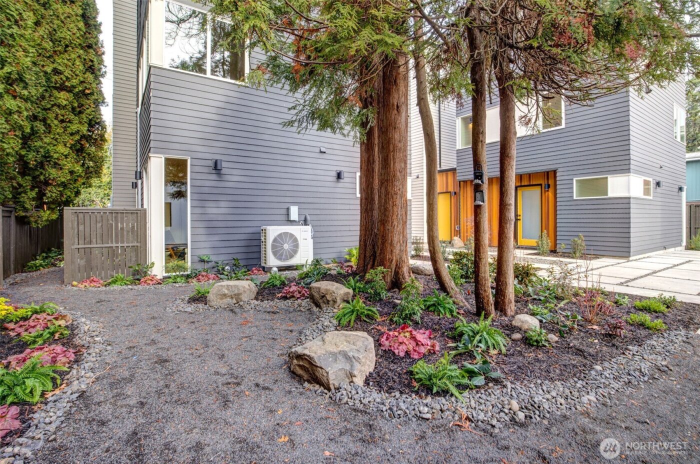 4405 B S Holly Street , Seattle, WA 98118