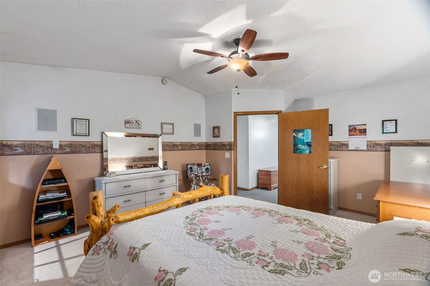 17104 Old Highway 99 , Tenino, WA 98589