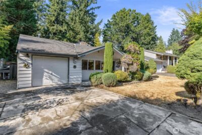 16576 NE 97th Place , Redmond, WA 98052-3166