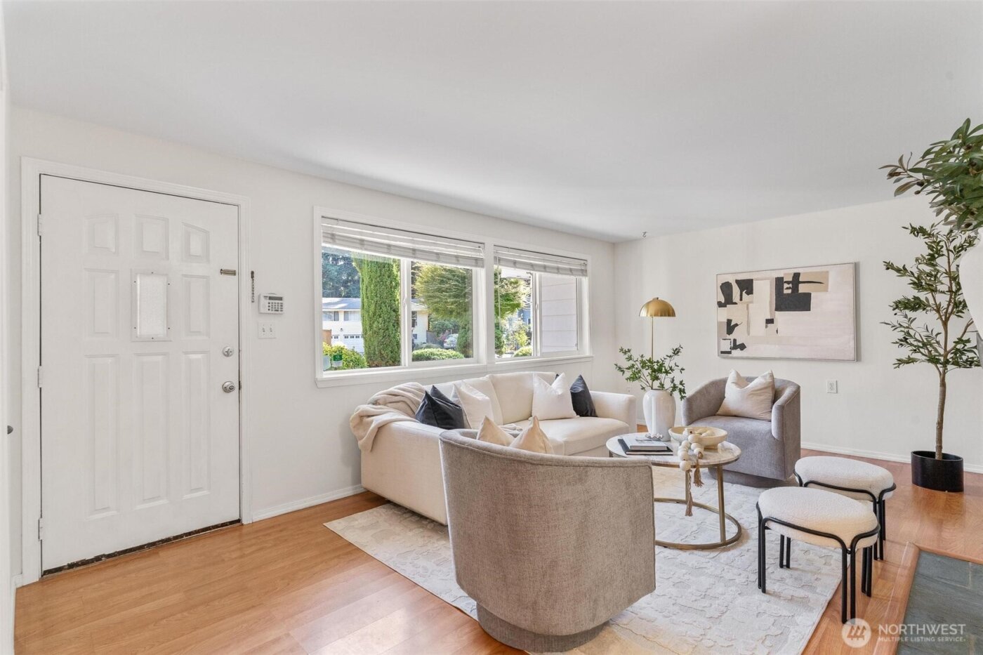 16576 NE 97th Place , Redmond, WA 98052-3166