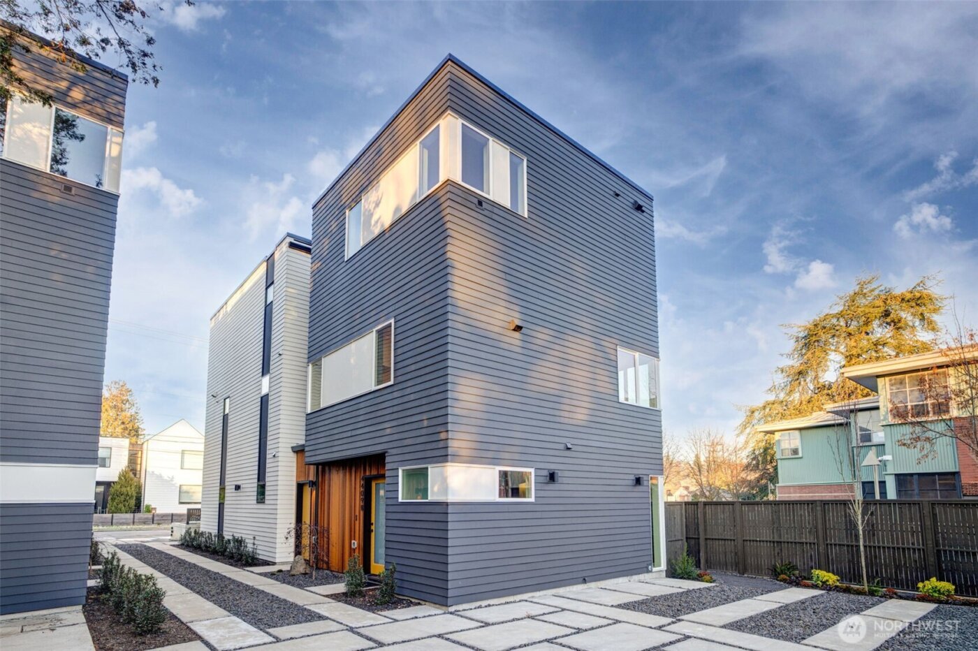 4409 B S Holly Street , Seattle, WA 98118