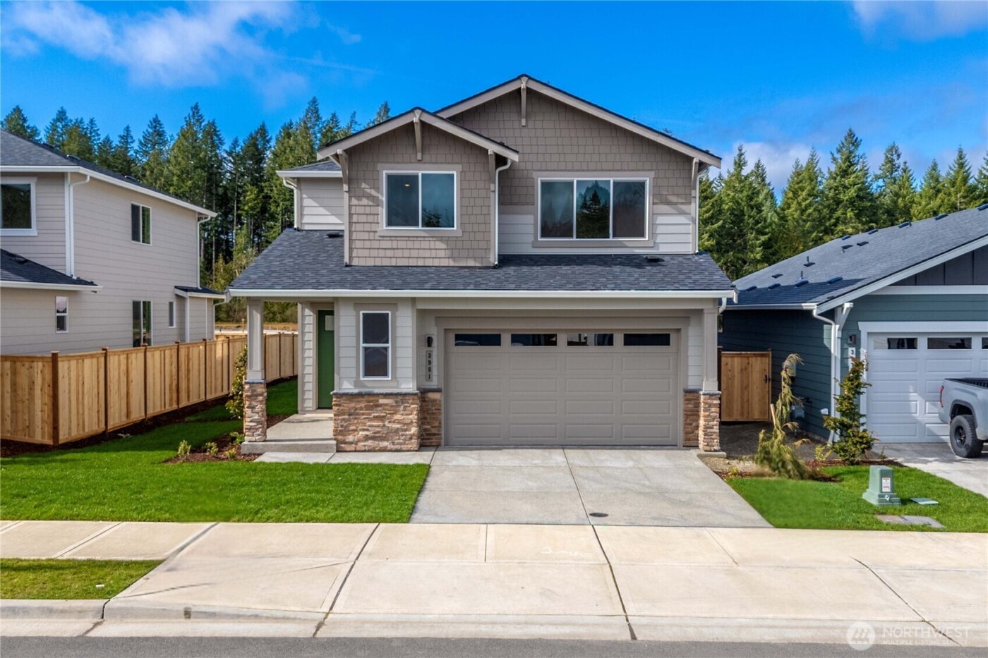 3981 McCormick Village Drive , Bremerton, WA 98312