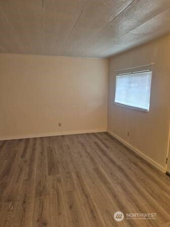 317 7th Street SW #3, Puyallup, WA 98371