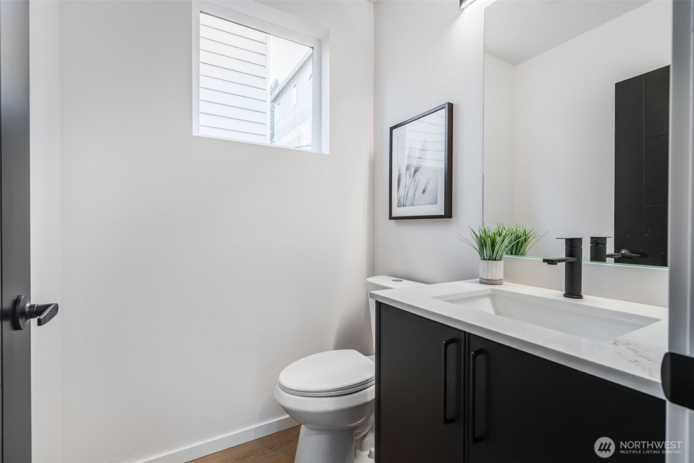 904 N 107th Street , Seattle, WA 98133