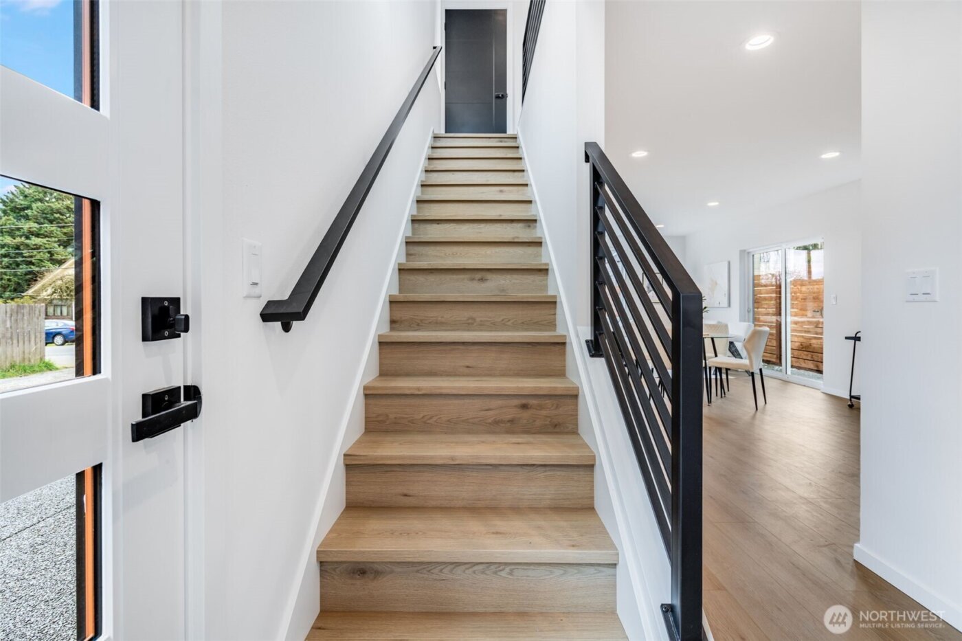 904 N 107th Street , Seattle, WA 98133