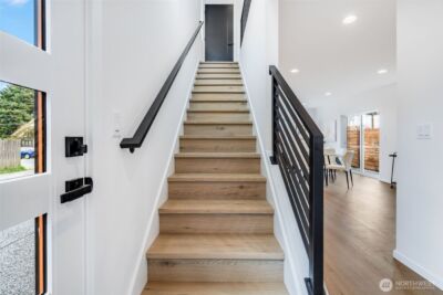 904 N 107th Street , Seattle, WA 98133 - Photo 14