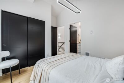 904 N 107th Street , Seattle, WA 98133 - Photo 21