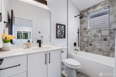 904 N 107th Street , Seattle, WA 98133 - Photo 22