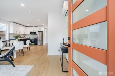 904 N 107th Street , Seattle, WA 98133 - Photo 3