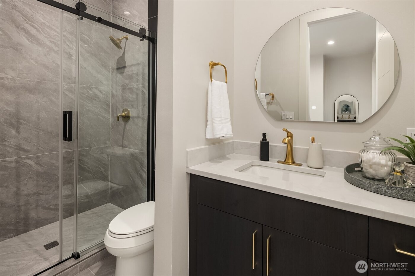 8243 W Mercer Way , Mercer Island, WA 98040