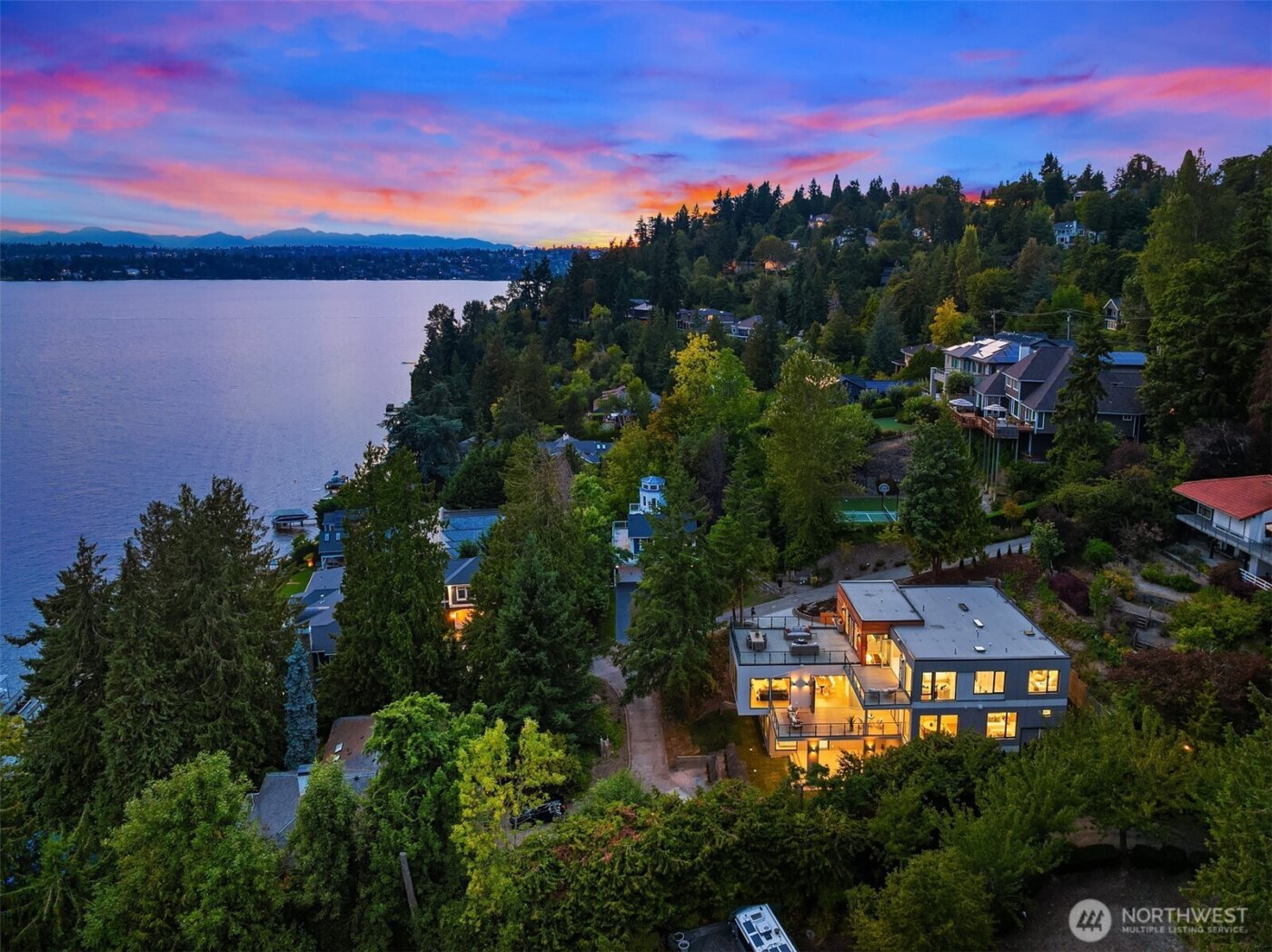 8243 W Mercer Way , Mercer Island, WA 98040