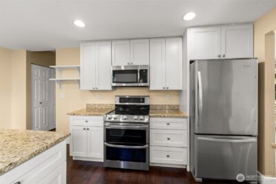 22706 NE 12th Place , Sammamish, WA 98074 - Photo 13