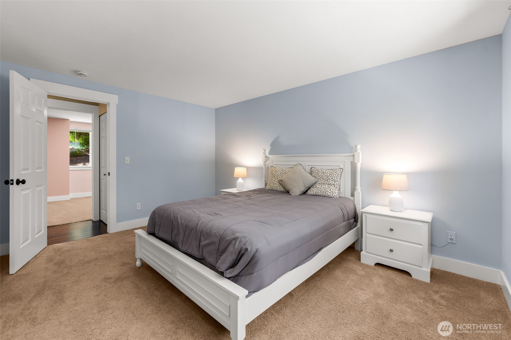 22706 NE 12th Place , Sammamish, WA 98074