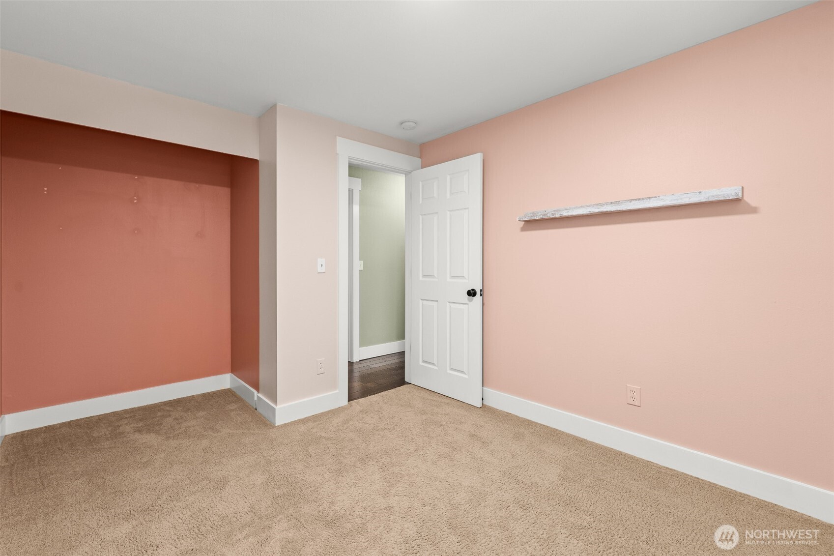 22706 NE 12th Place , Sammamish, WA 98074