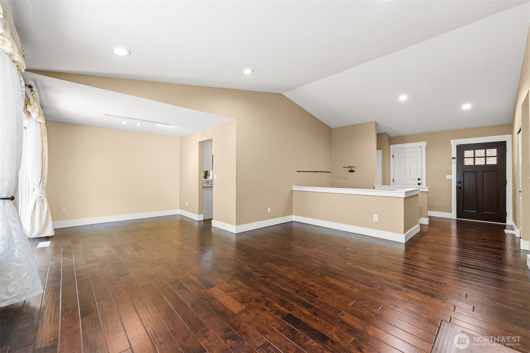 22706 NE 12th Place , Sammamish, WA 98074