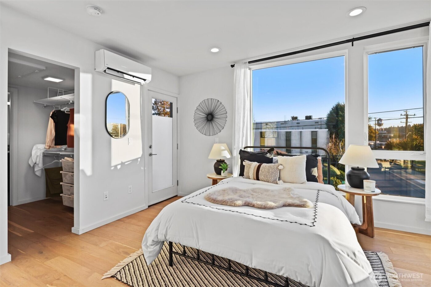 700 S Willow St , Seattle, WA 98108