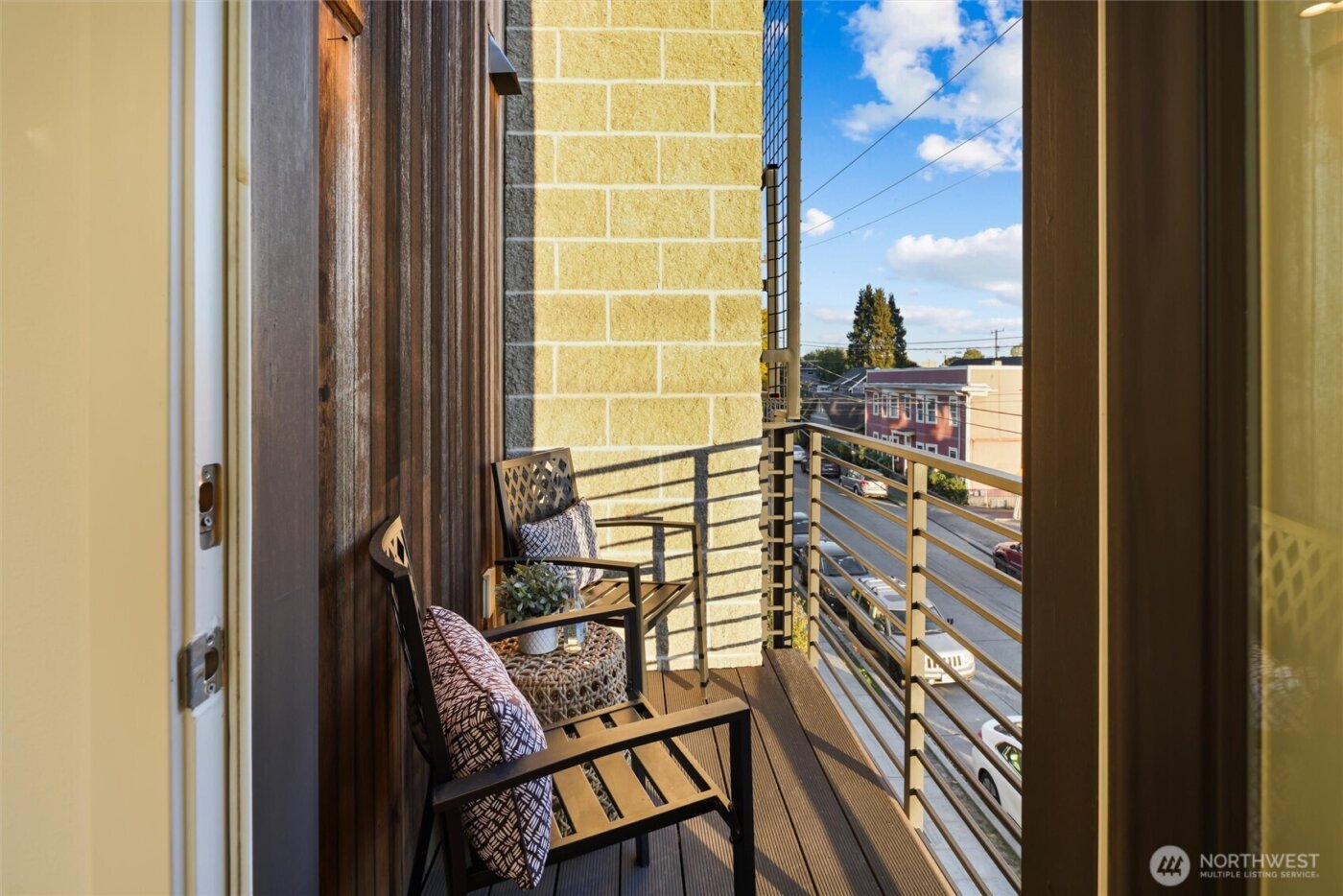 700 S Willow St , Seattle, WA 98108