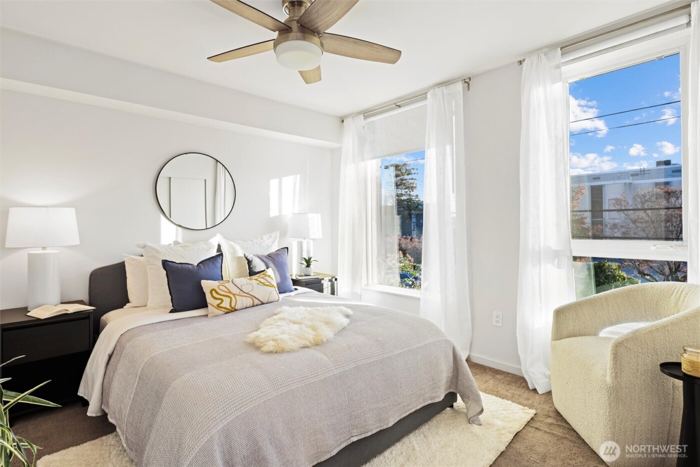 700 S Willow St , Seattle, WA 98108