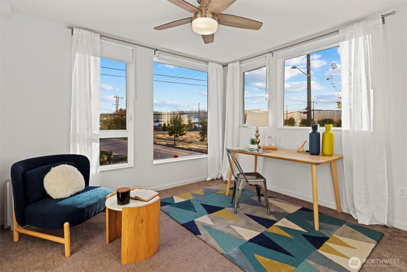 700 S Willow St , Seattle, WA 98108