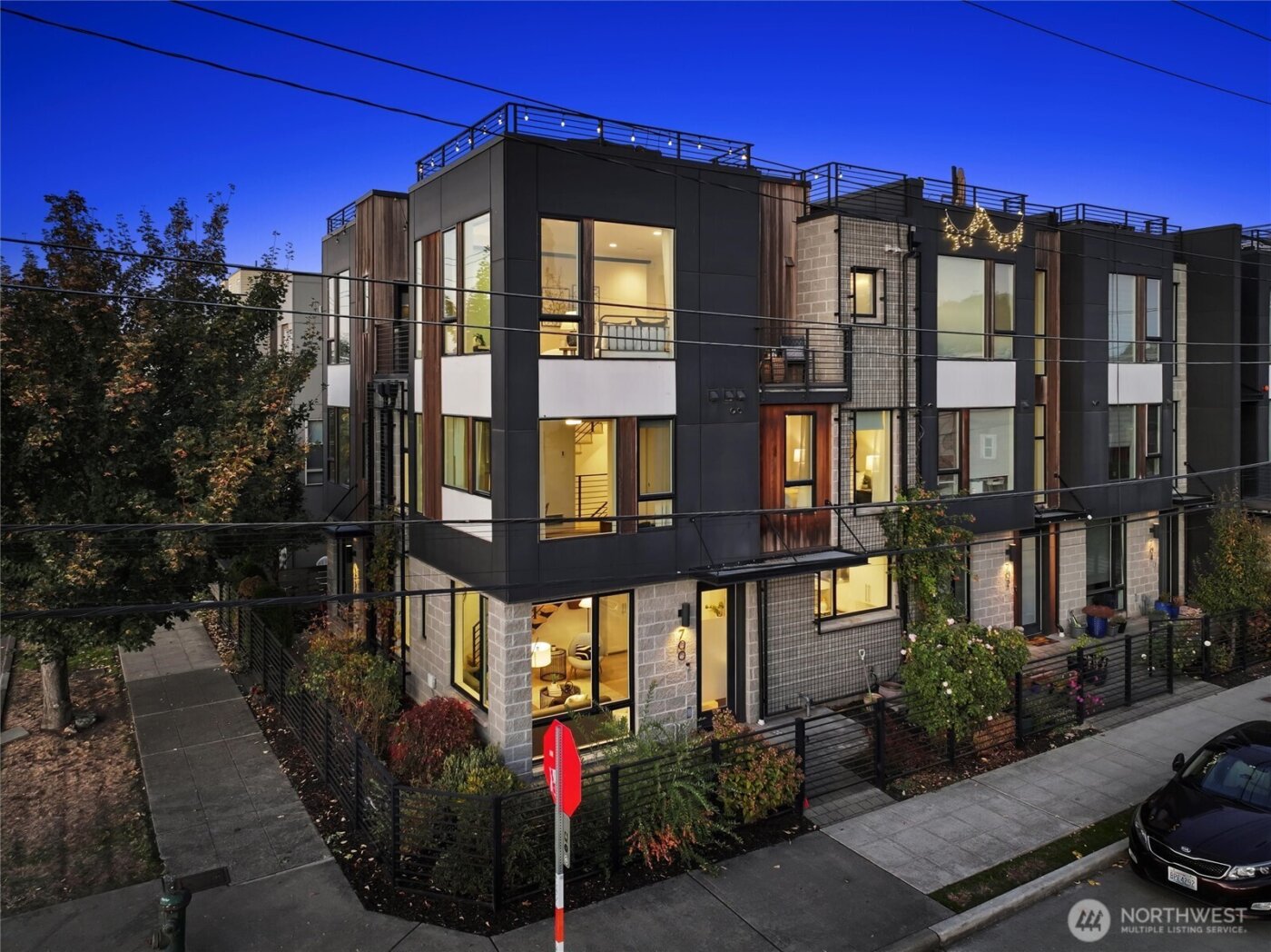 700 S Willow St , Seattle, WA 98108