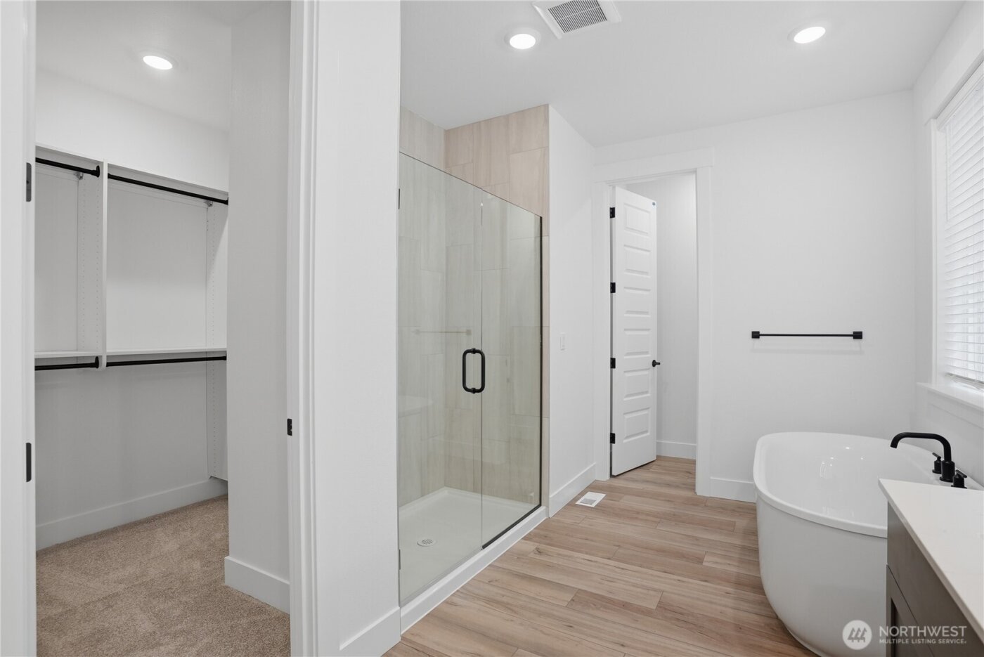 32403 Myrtle Avenue SE, Black Diamond, WA 98010