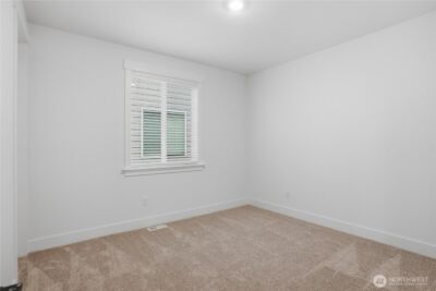 32403 Myrtle Avenue SE, Black Diamond, WA 98010 - Photo 22