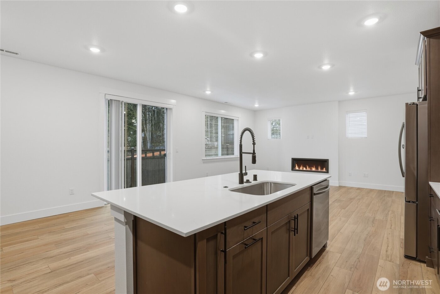 32403 Myrtle Avenue SE, Black Diamond, WA 98010