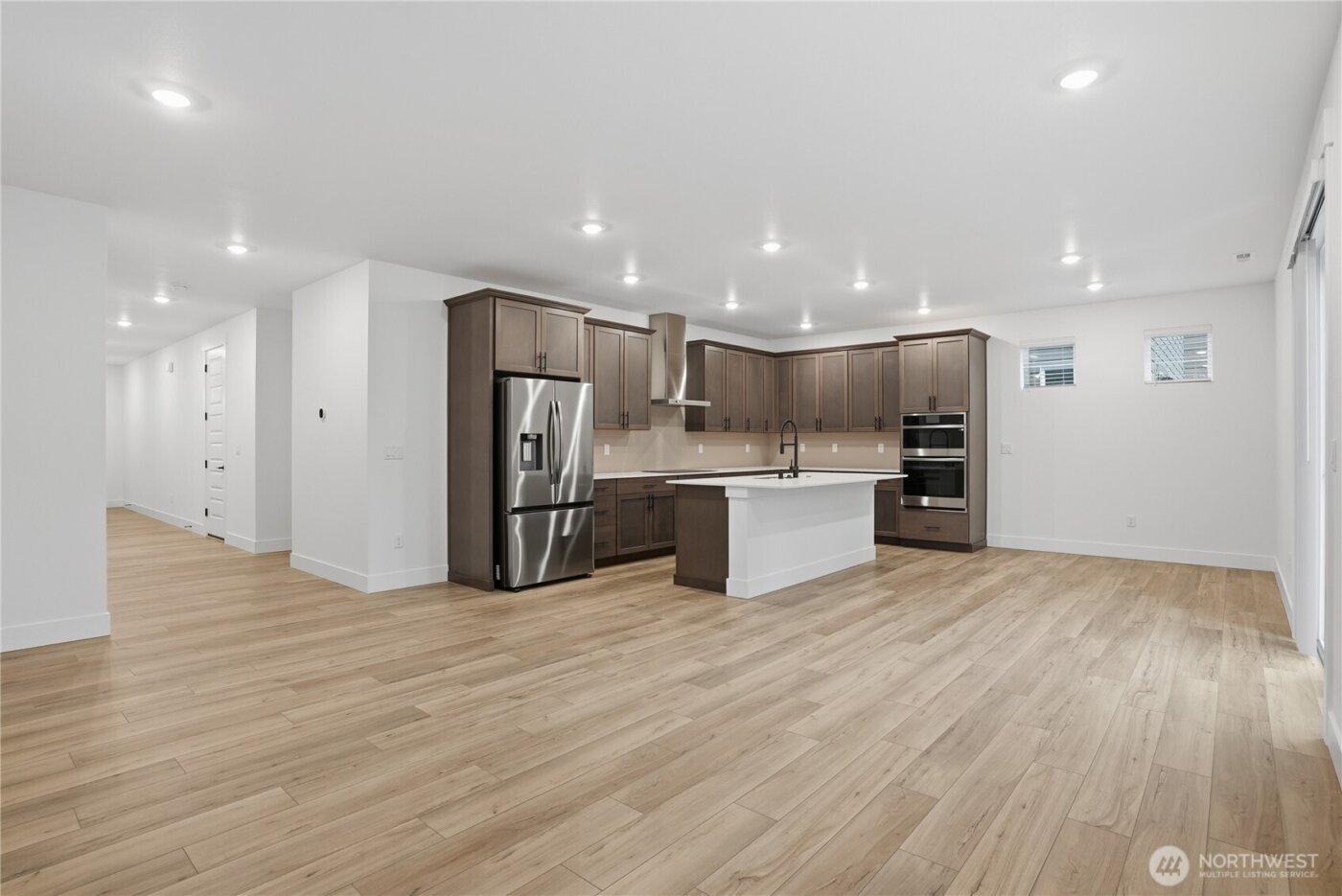 32403 Myrtle Avenue SE, Black Diamond, WA 98010