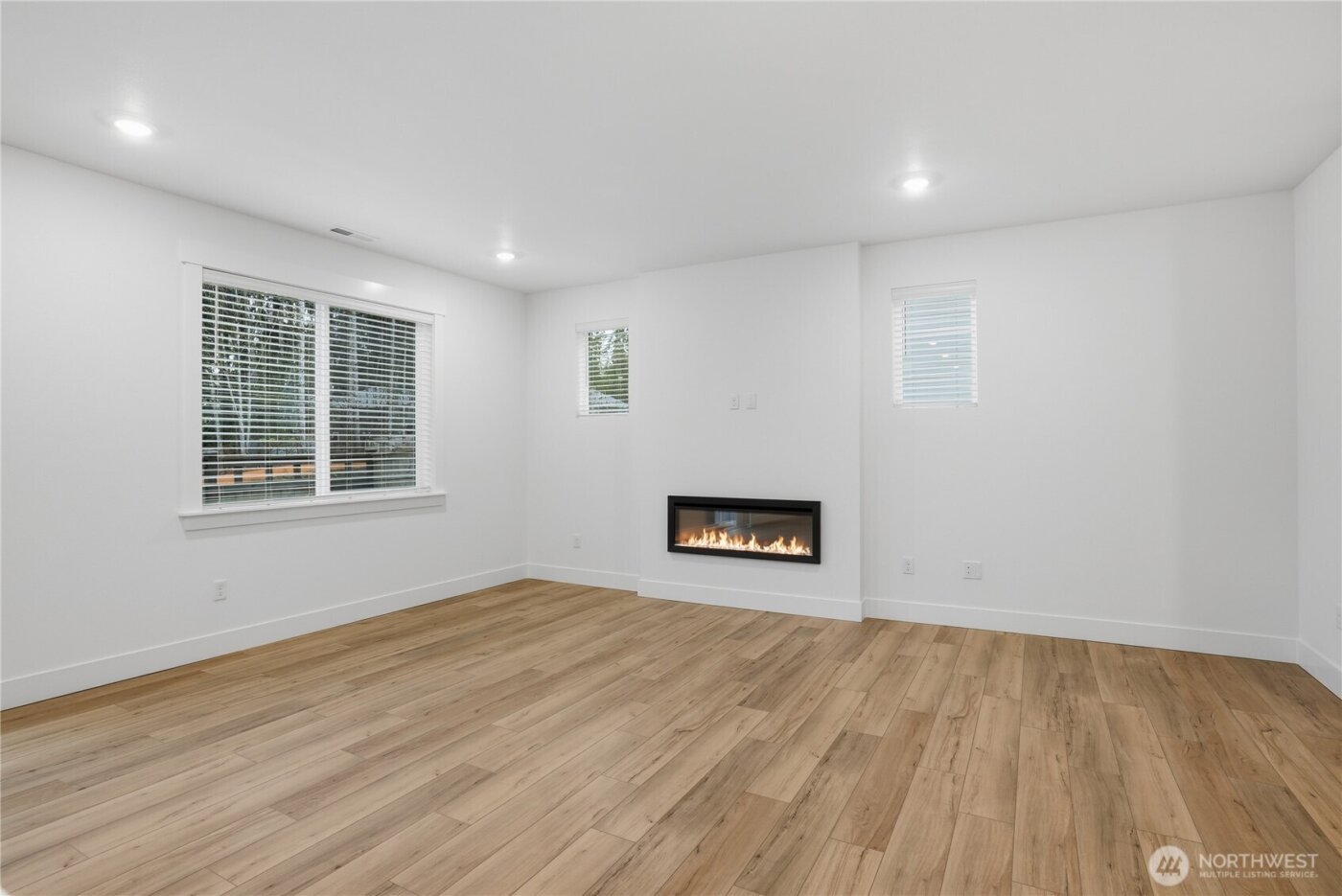 32403 Myrtle Avenue SE, Black Diamond, WA 98010