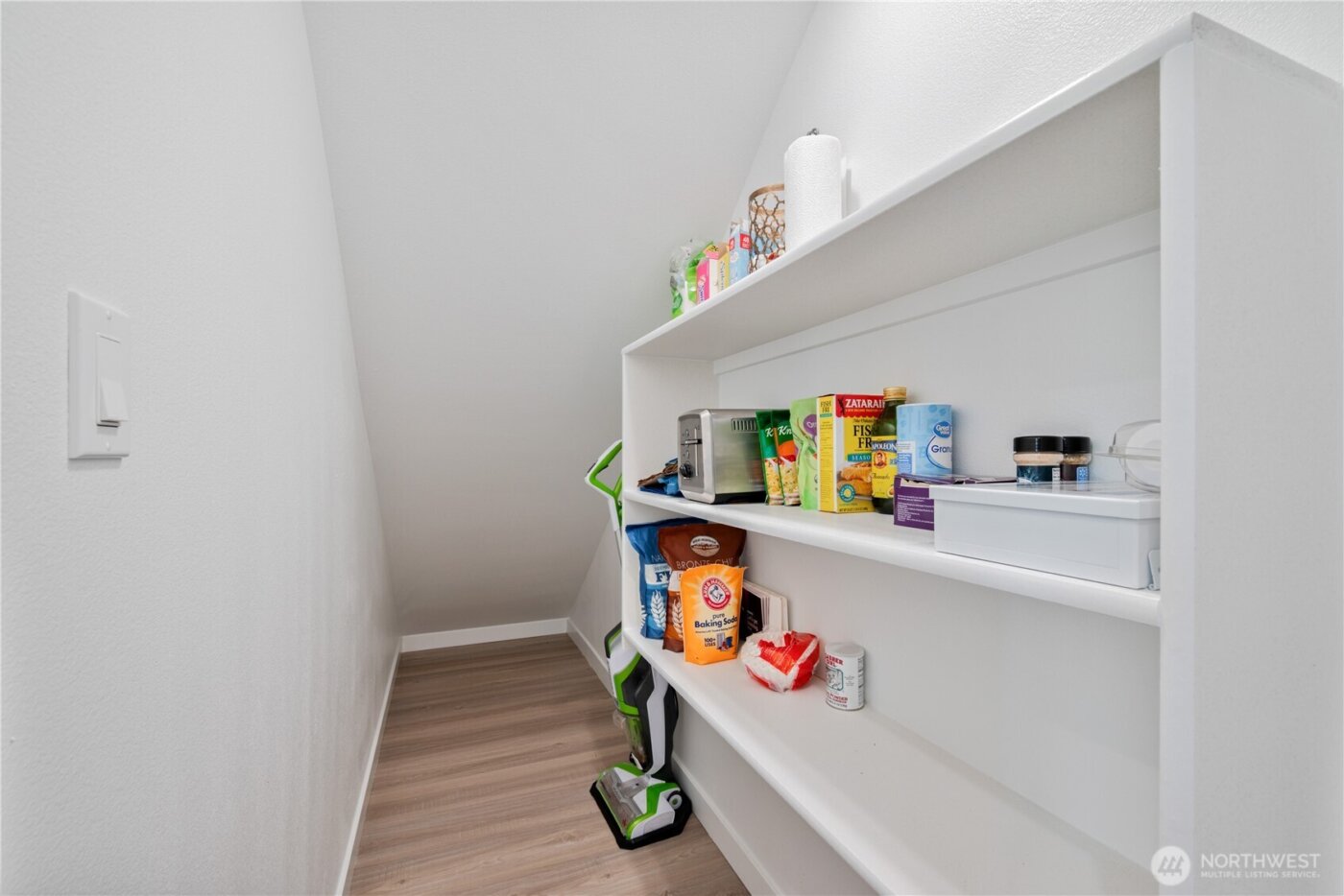 109 Hill Drive , Cathlamet, WA 98612