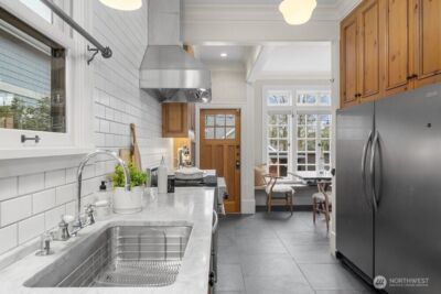 610 16th Avenue E, Seattle, WA 98112 - Photo 16