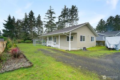 281 Cakesosta Street SE, Ocean Shores, WA 98569 - Photo 1