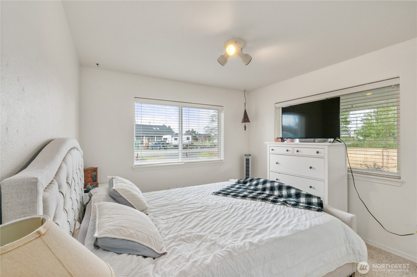 281 Cakesosta Street SE, Ocean Shores, WA 98569