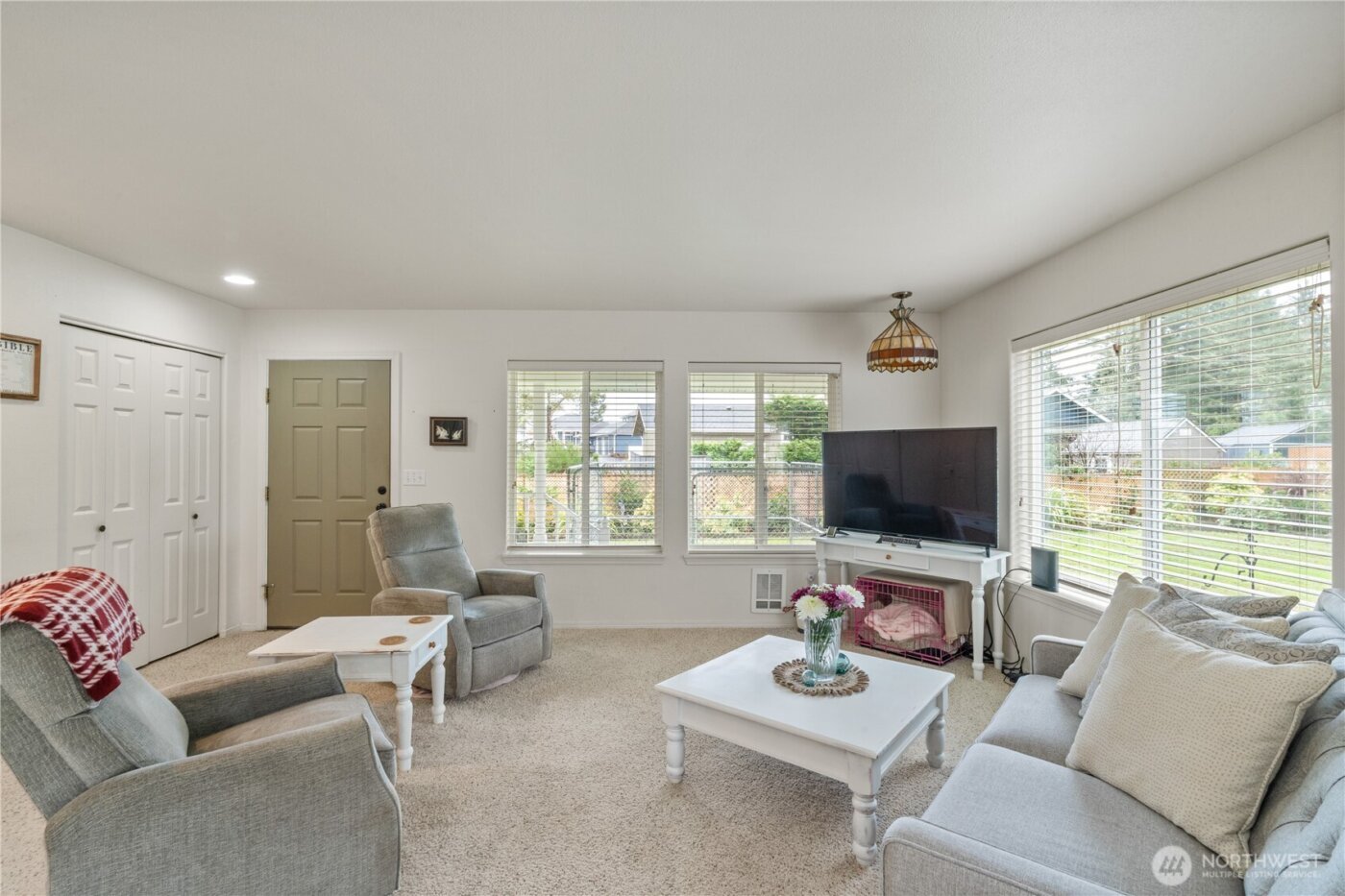 281 Cakesosta Street SE, Ocean Shores, WA 98569