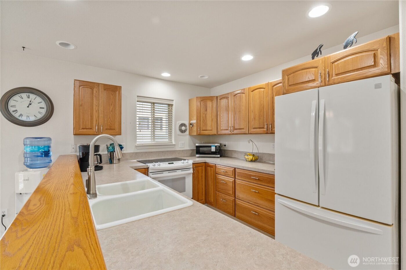 281 Cakesosta Street SE, Ocean Shores, WA 98569