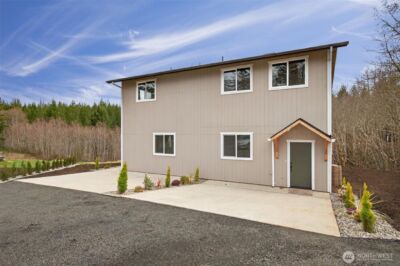 11 Sun Crest Lane , Cathlamet, WA 98612