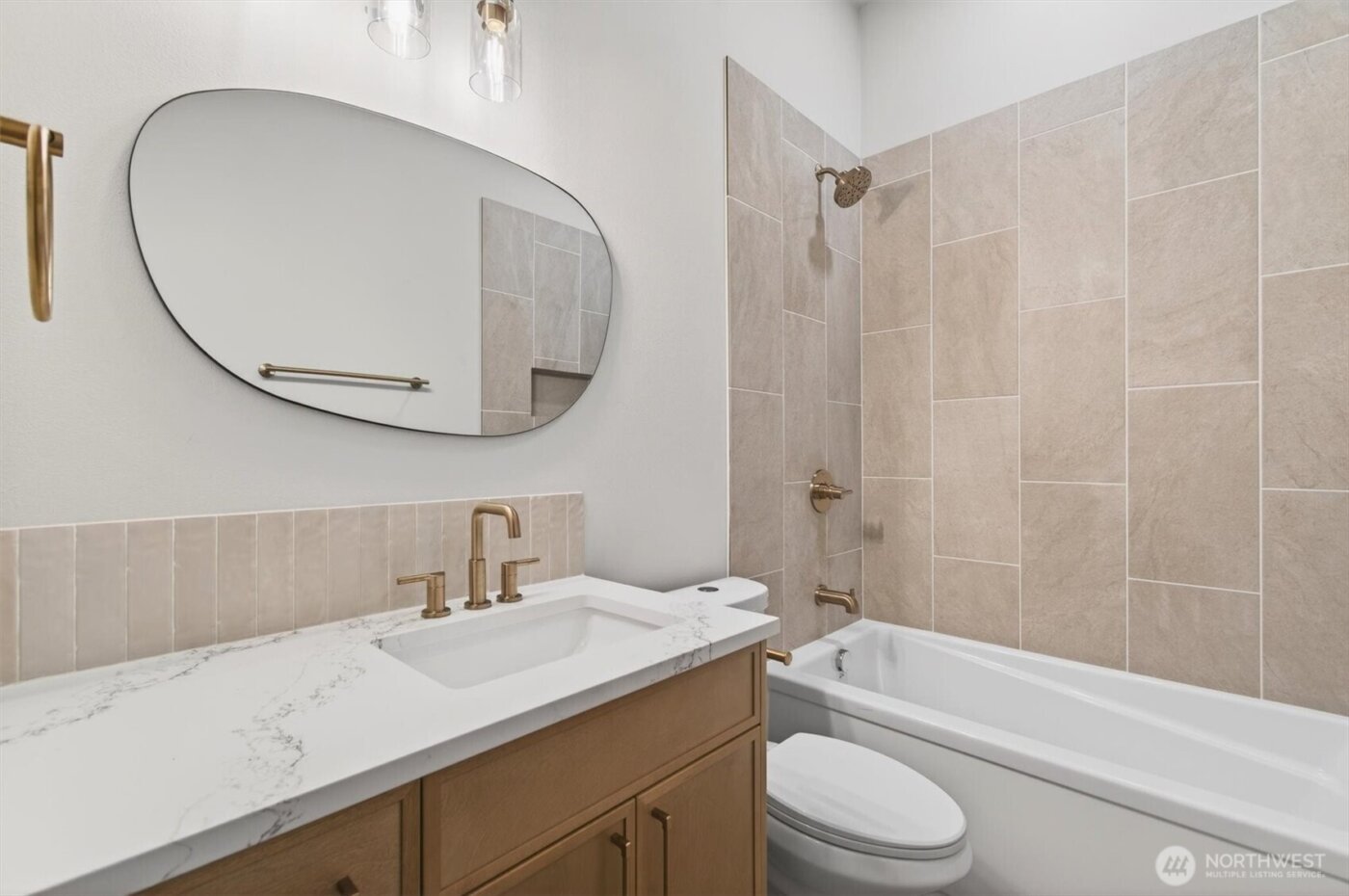 11 Sun Crest Lane , Cathlamet, WA 98612