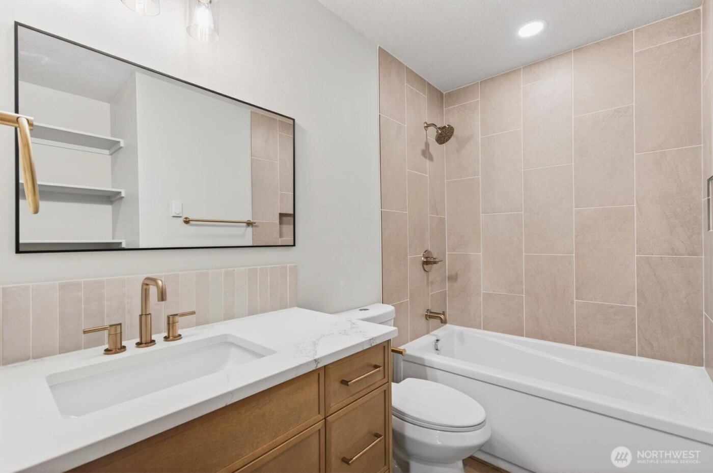 11 Sun Crest Lane , Cathlamet, WA 98612