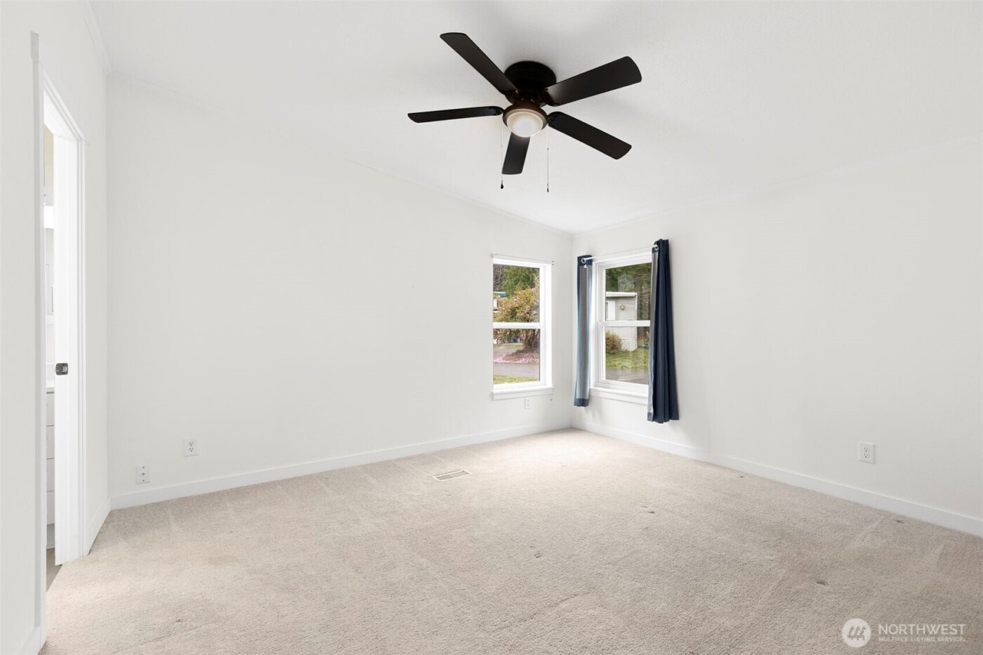 5307 State Highway 303 NE ##33, Bremerton, WA 98311