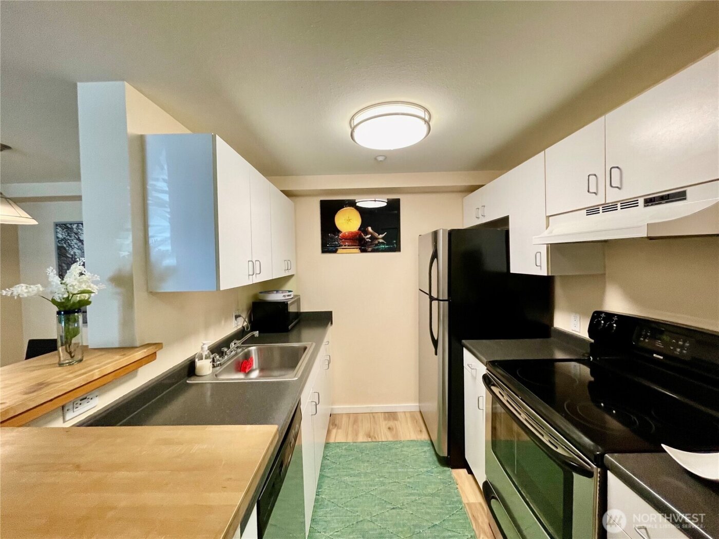 1415 2nd Avenue #1106, Seattle, WA 98101