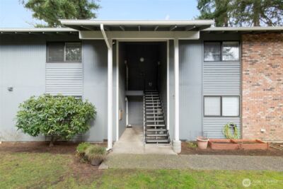 1605 149th Place SE #1, Bellevue, WA 98007 - Photo 18