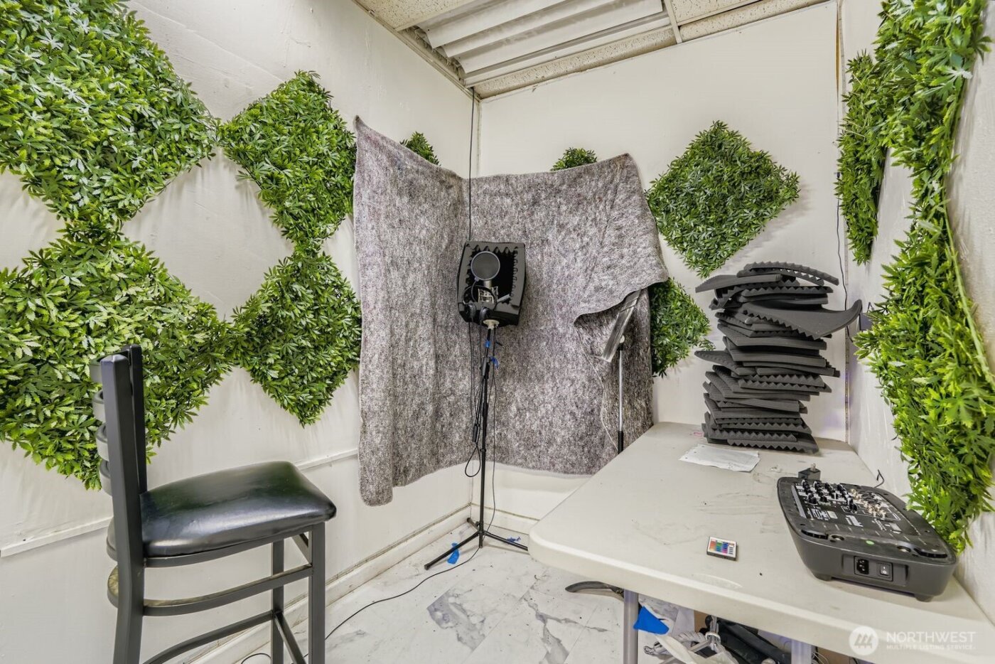 11463 Rainier Avenue S, Seattle, WA 98178