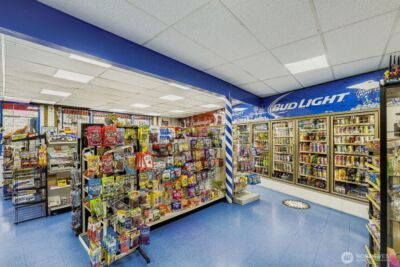 11463 Rainier Avenue S, Seattle, WA 98178 - Photo 3