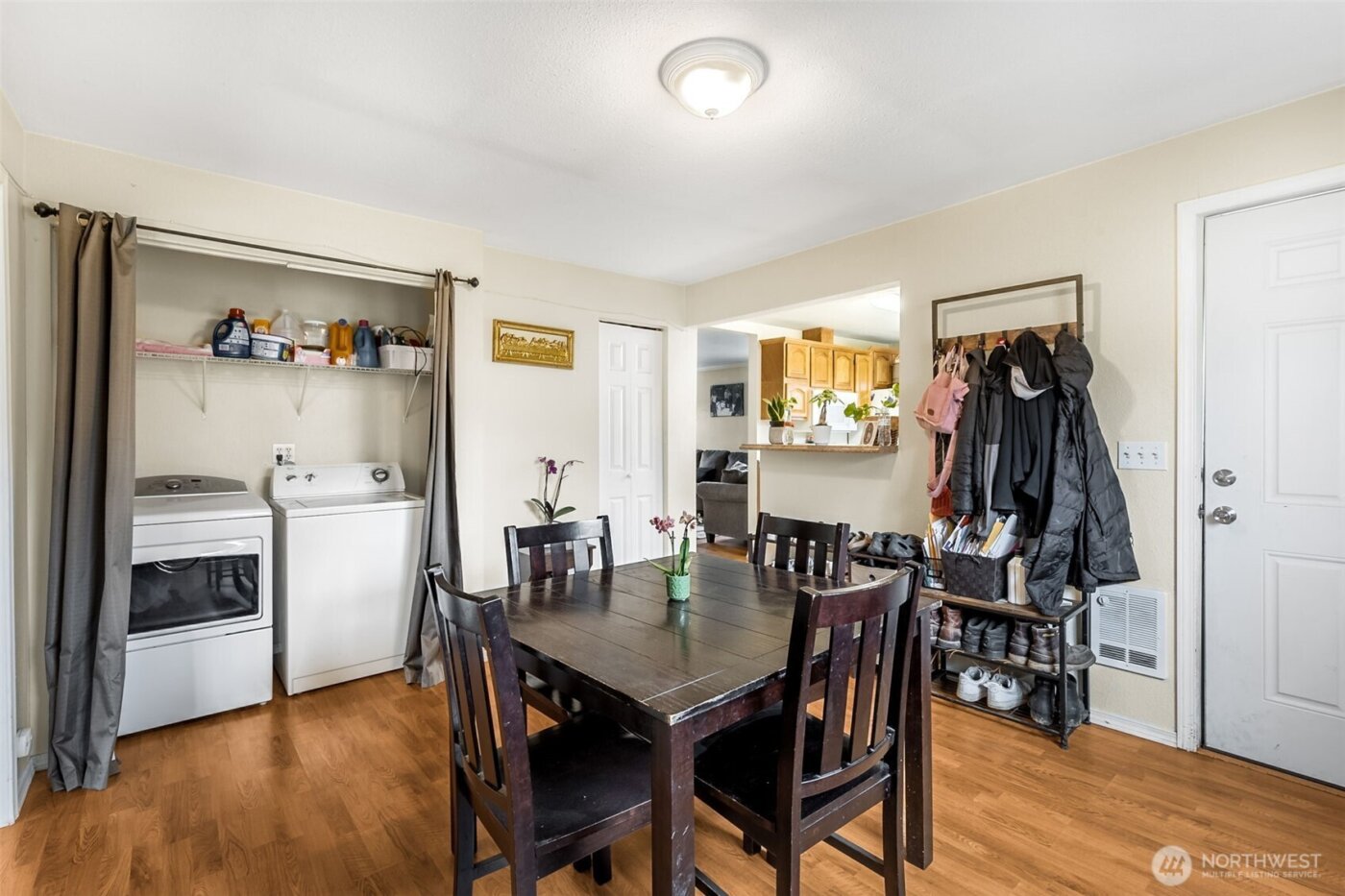 861 S 72nd Street , Tacoma, WA 98408