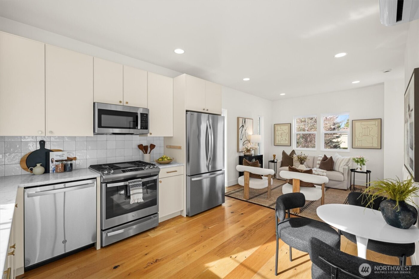 2815 E Denny Way #B, Seattle, WA 98122