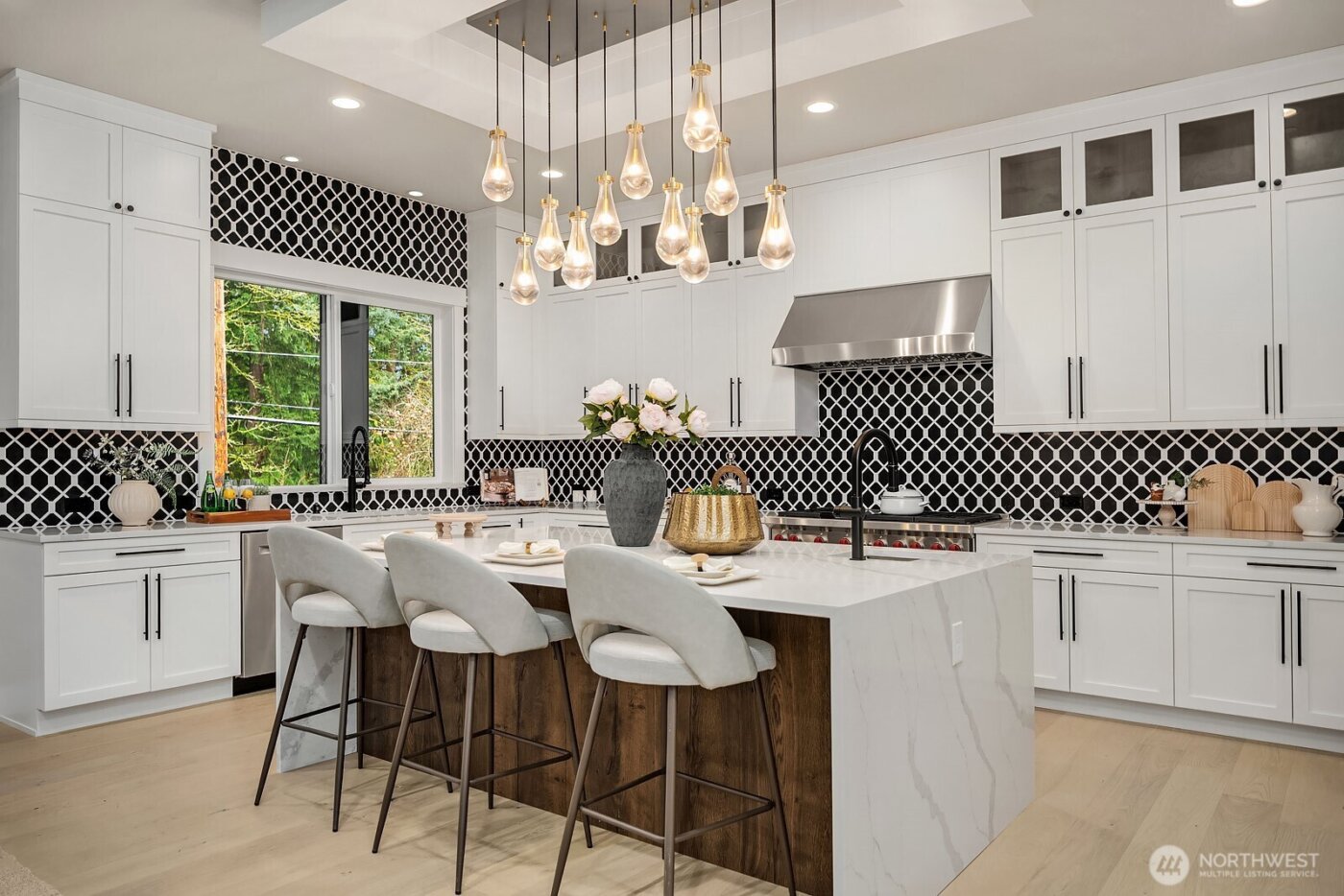 3204 116th Avenue NE, Bellevue, WA 98004