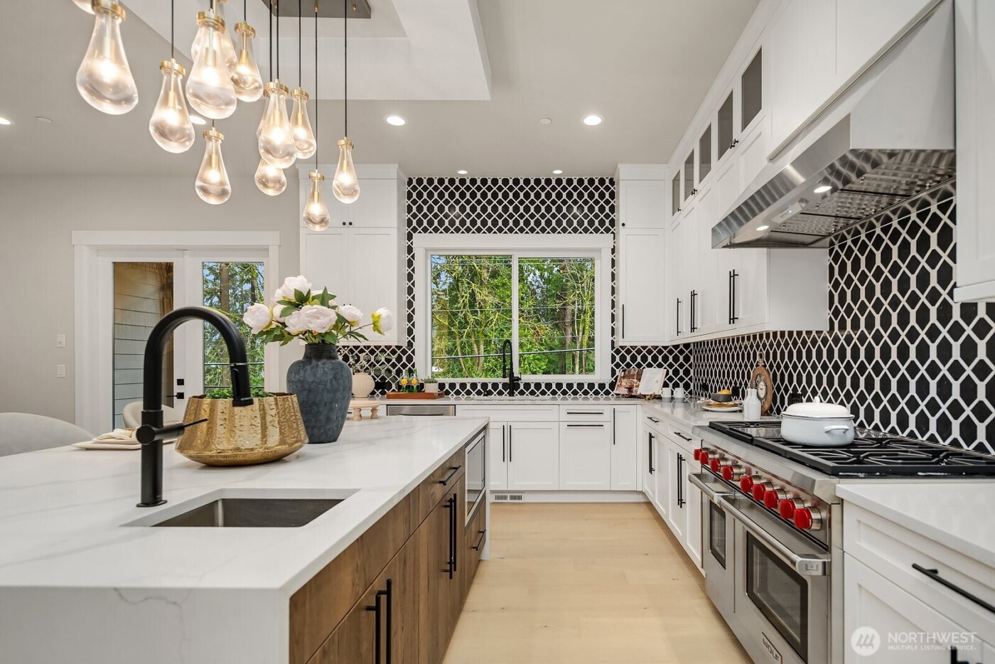 3204 116th Avenue NE, Bellevue, WA 98004